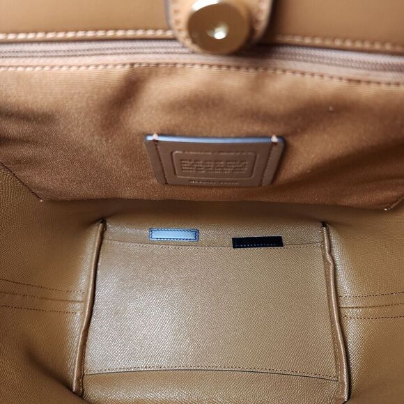 NWT Coach CU390 X Observed By Us City Large Bucket Bag Tan Multi Leather - Picture 6 of 6